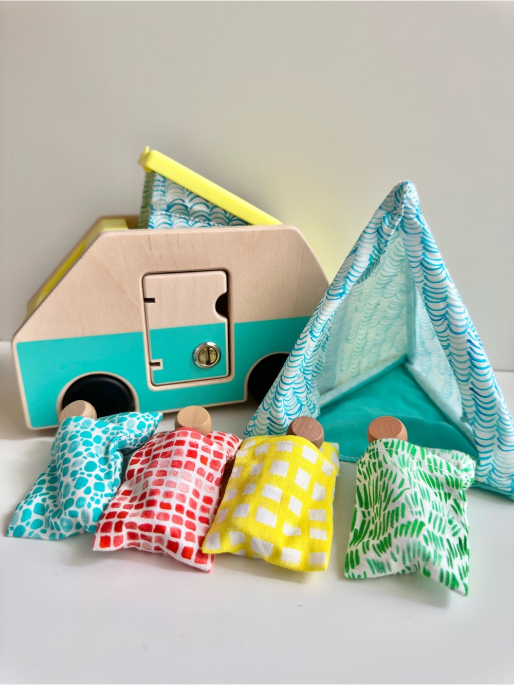 Lovevery Camper and Van Go Outdoor Adventure from Free Spirit Play Kit, 34-36+